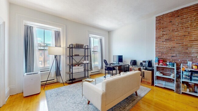 Building Photo - 703 Massachusetts Ave