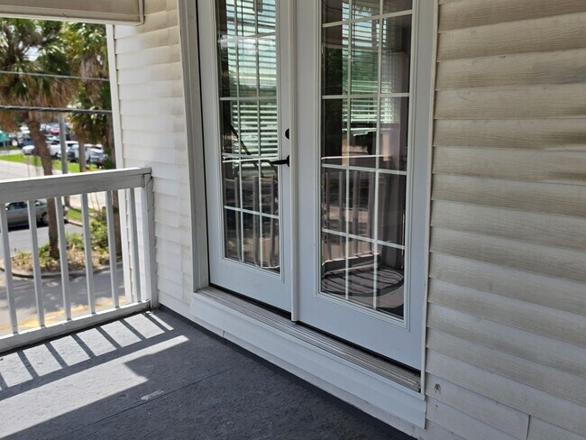 Building Photo - 202 Luella Ct
