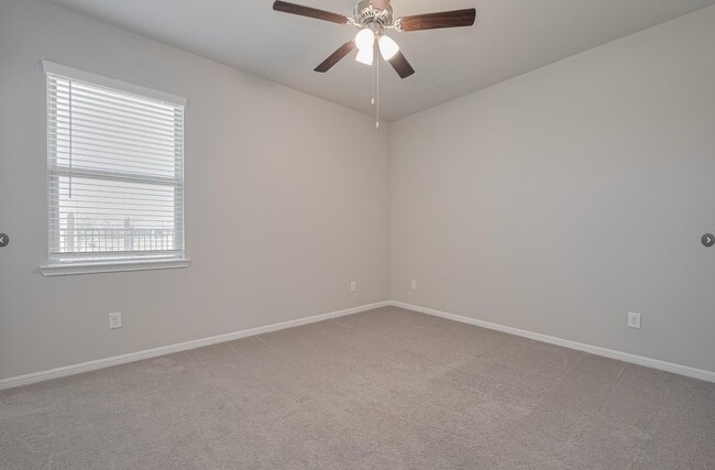Building Photo - 101 Eliana Shores Dr