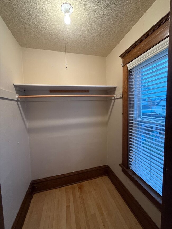 Building Photo - NSP-139/141 6th St NW