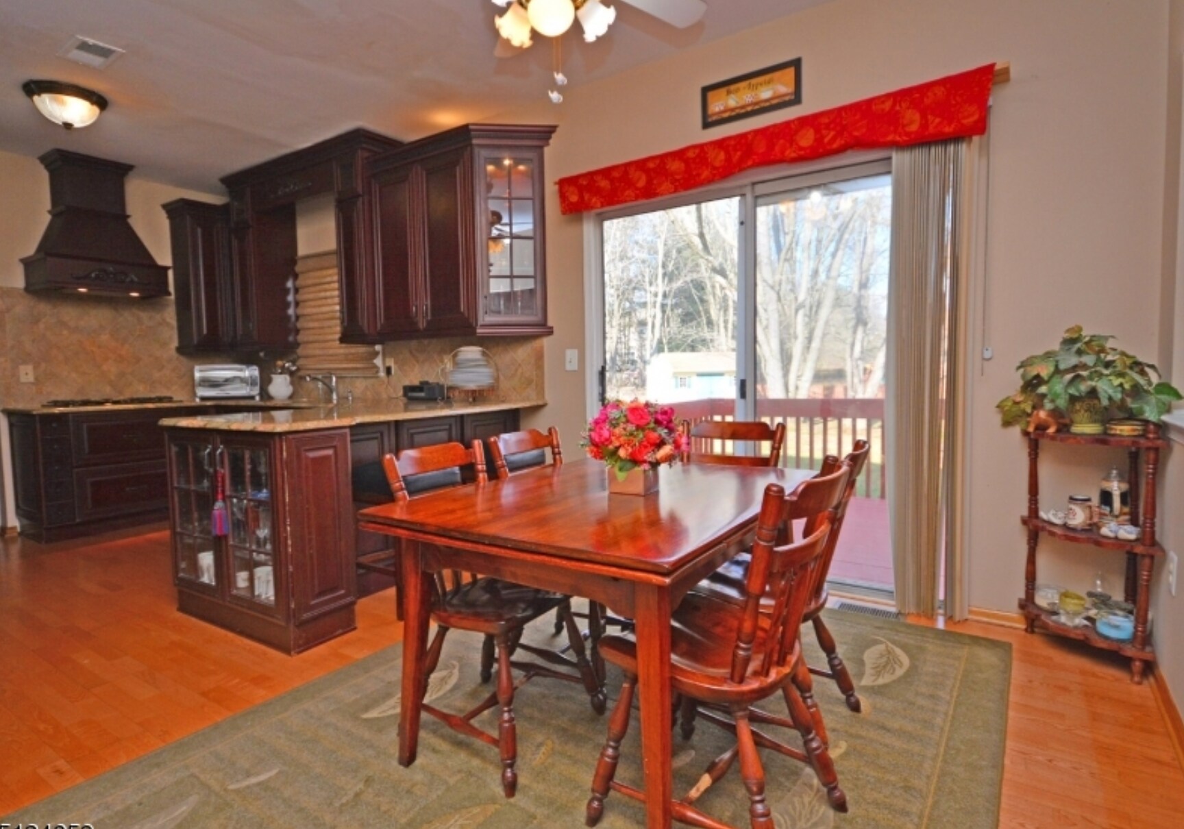 Building Photo - 1124 Van Arsdale Dr