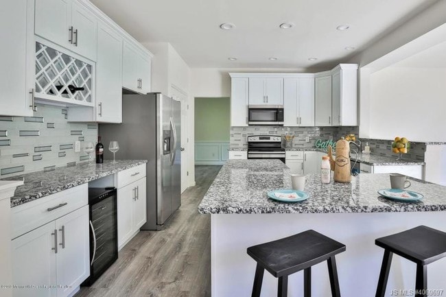 Building Photo - 413 Virginia Ave