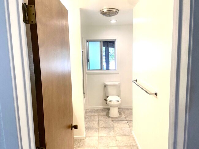 Building Photo - 8716 Sage Ct