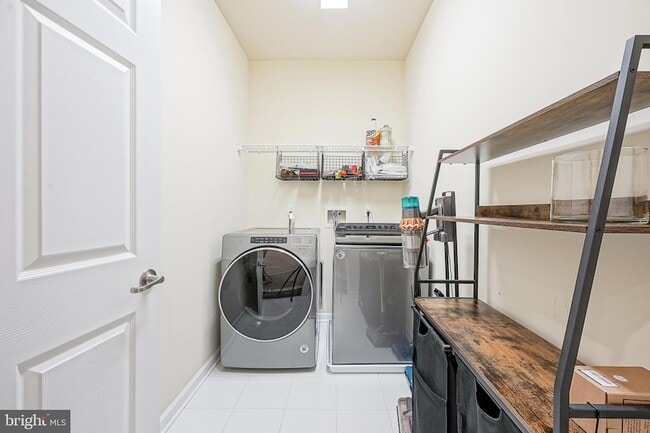 Building Photo - 5335 Palomino Ct