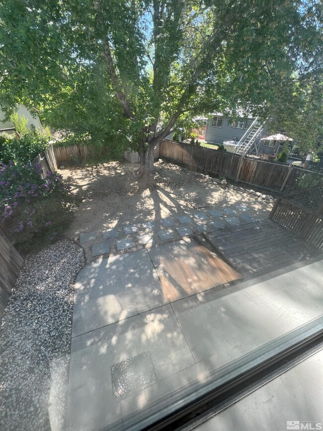 Building Photo - 1890 Camelback Dr