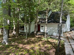 Building Photo - 2729 Poplar Ln