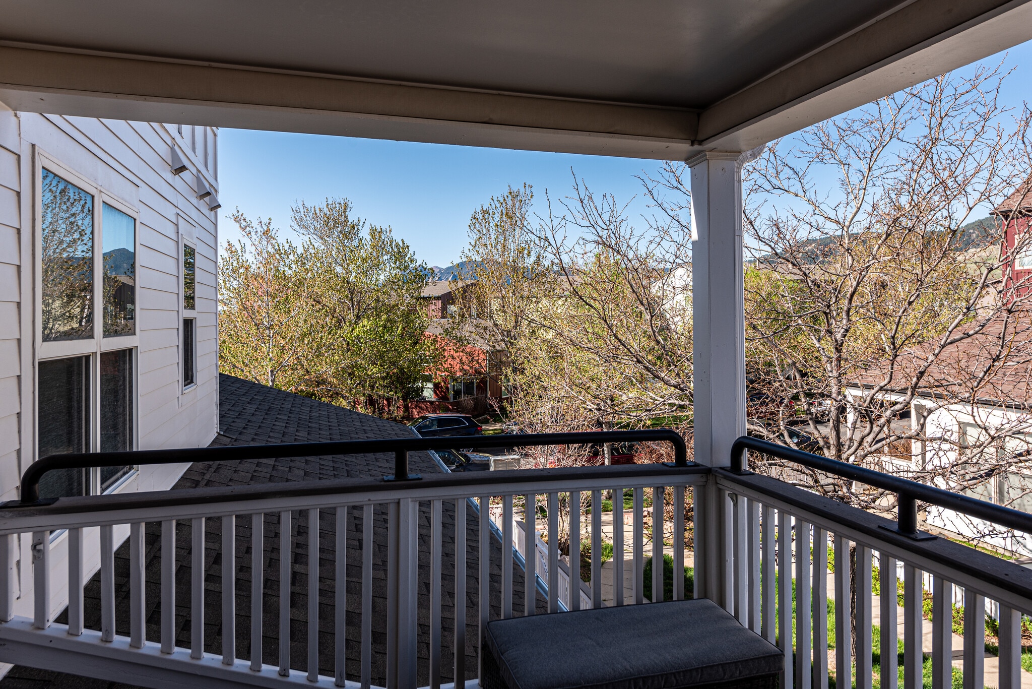 Building Photo - 1575 Zamia Ave