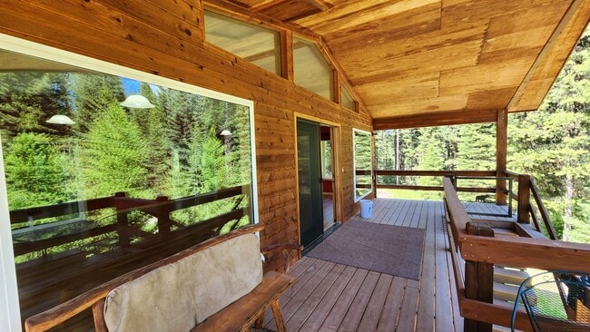 Building Photo - Beautiful Home in Condon