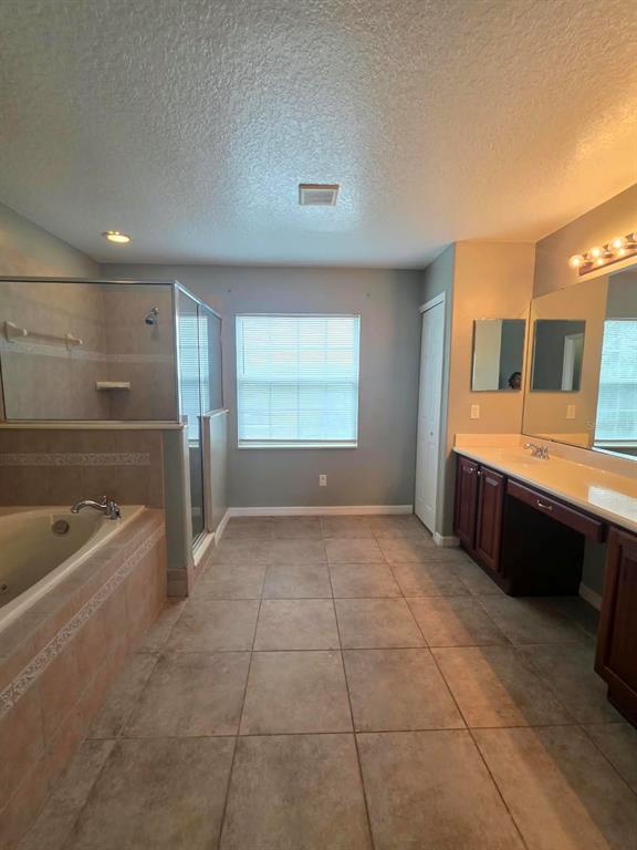 Building Photo - 14710 Cableshire Way