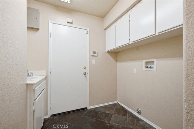 Building Photo - 13333 Golden Horn Dr