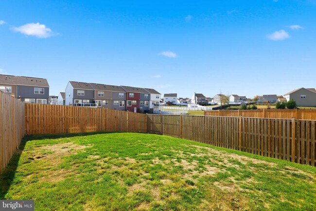 Building Photo - 38 Kirby Ct