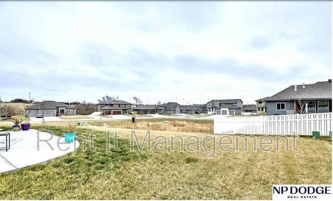 Building Photo - 11505 S 110th Ave