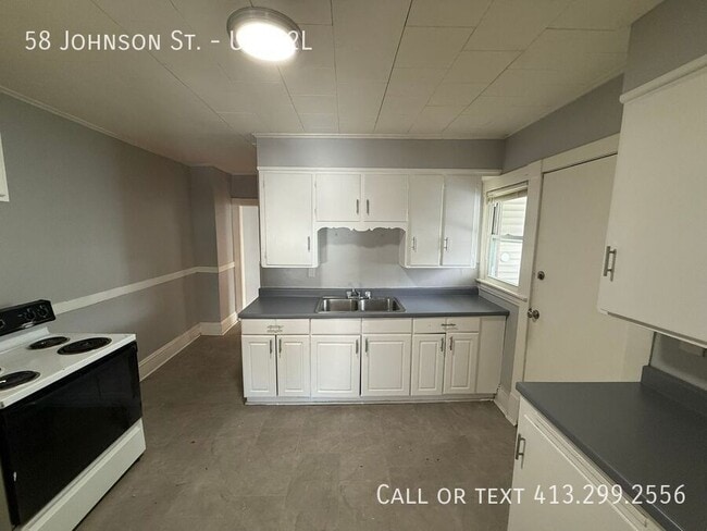 Building Photo - 58 Johnson St