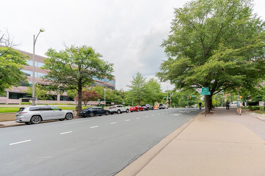 Building Photo - 2500 Clarendon Blvd