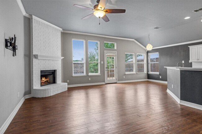 Building Photo - Modern Style, Energy Savings & the Perfect Backyard Retreat in Mallard Cove!