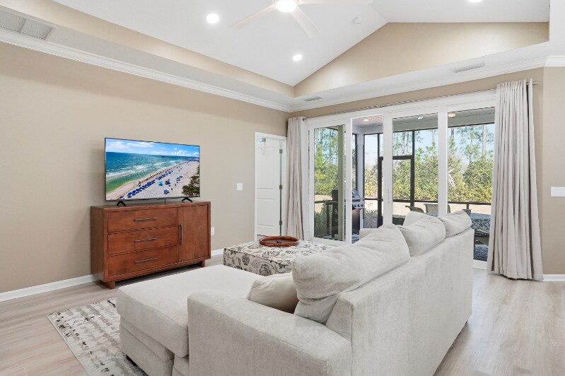 Building Photo - 9458 Escape Ave