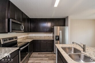 Building Photo - 12372 Cherry Bluff Dr
