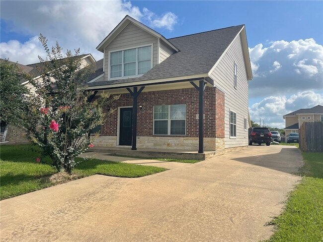 Building Photo - 6909 Appomattox Dr