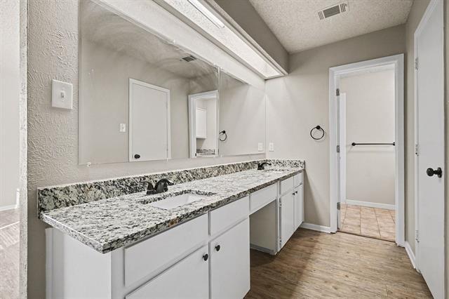 Building Photo - 5054 Tierney Ct S