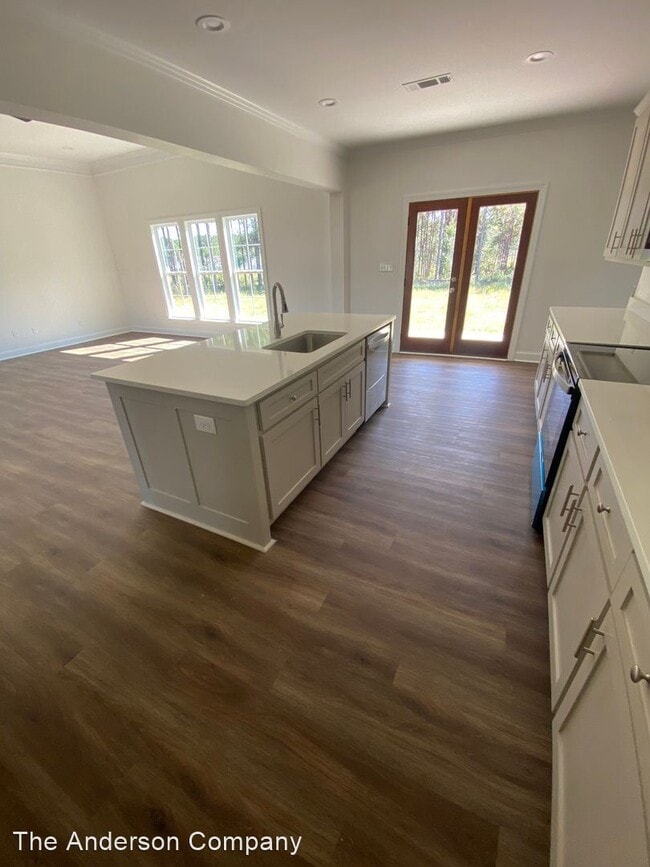 Building Photo - 4 br, 3.5 bath House - 120 Chapel Ct