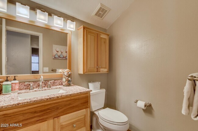 Building Photo - 10045 E Redfield Dr