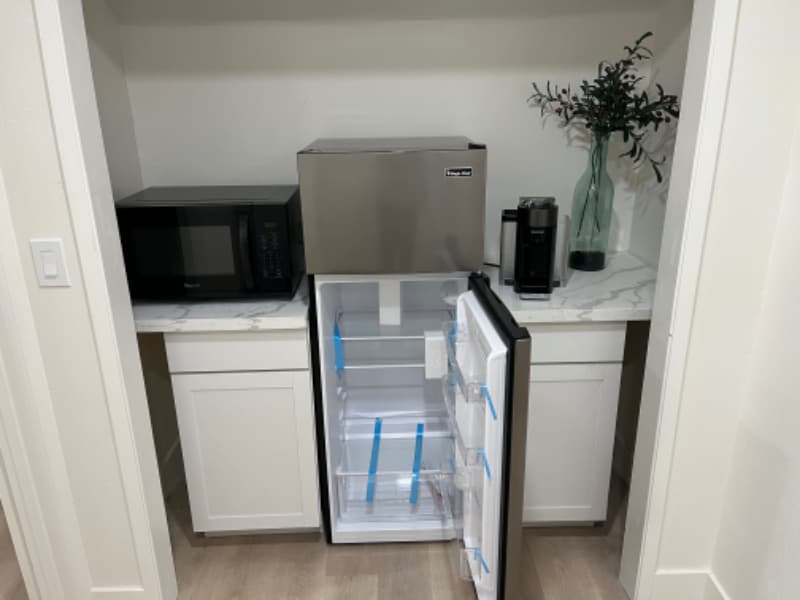 Building Photo - 4059 Ridge St