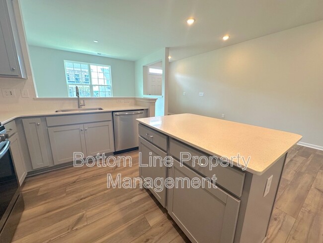Building Photo - 4475 Potters Wheel Dr