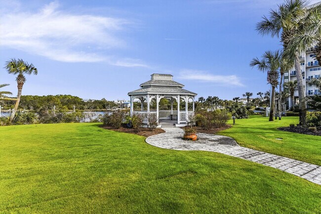 Building Photo - 23223 Front Beach Rd