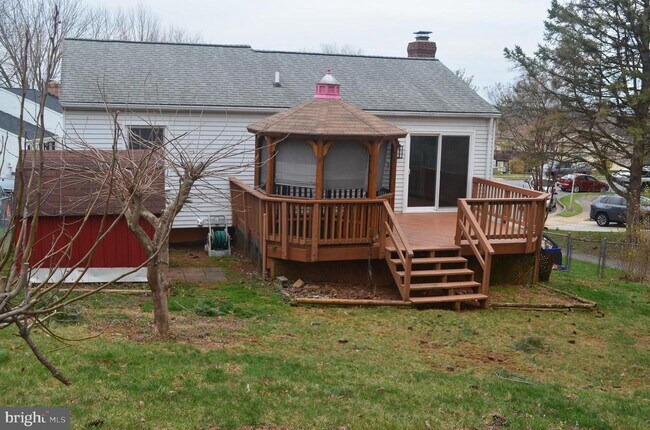 Building Photo - 267 Longford Ct