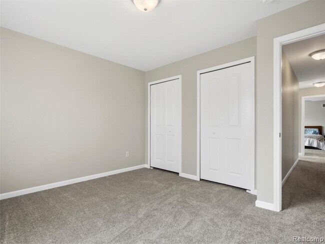 Building Photo - 21539 Caledonia Ave