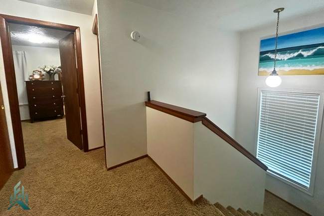 Building Photo - Witham Hill Townhome