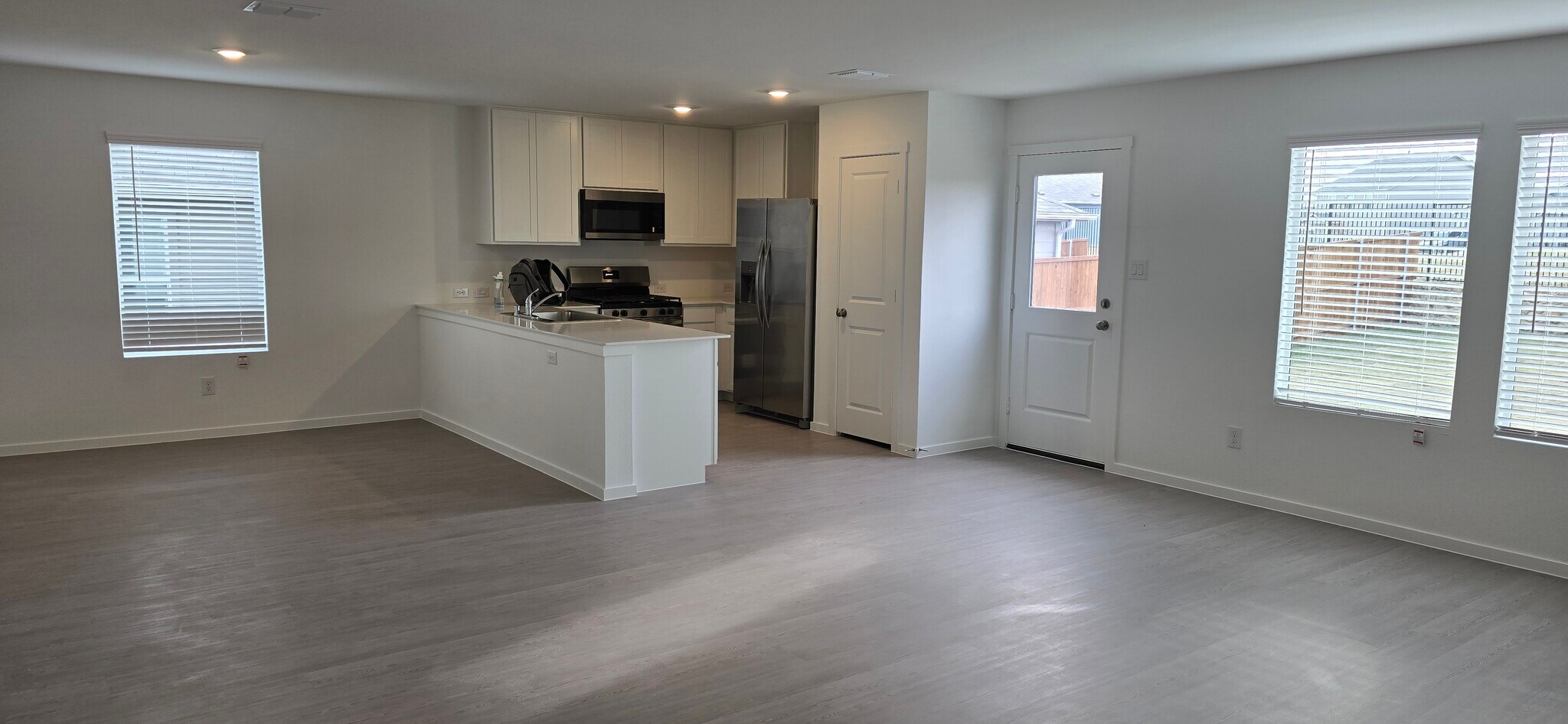 Building Photo - 3157 Burmese St