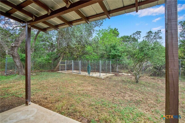 Building Photo - 818 Fawn River Dr