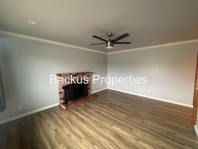 Building Photo - ALL UTILITIES INCLUDED! Wonderful Three-Bedroom home in Gonzales