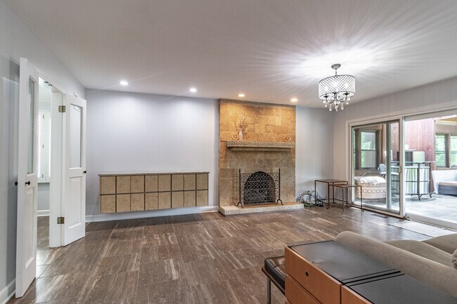 Building Photo - 31 Fox Trail