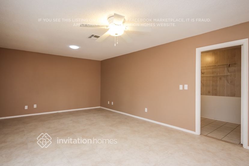Building Photo - 4131 W Angela Dr