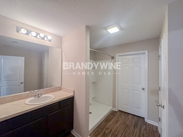Building Photo - 1832 James Madison Ct