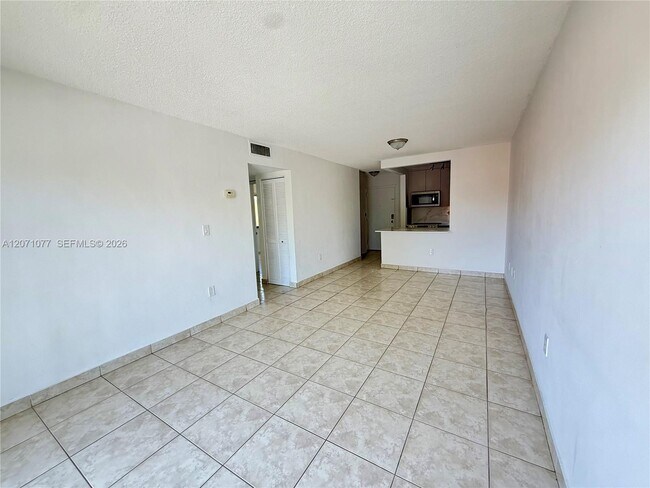 Building Photo - 1530 SW 2nd St