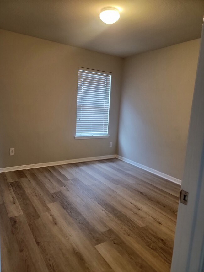 Building Photo - 6919 Kingsford Gable Ct