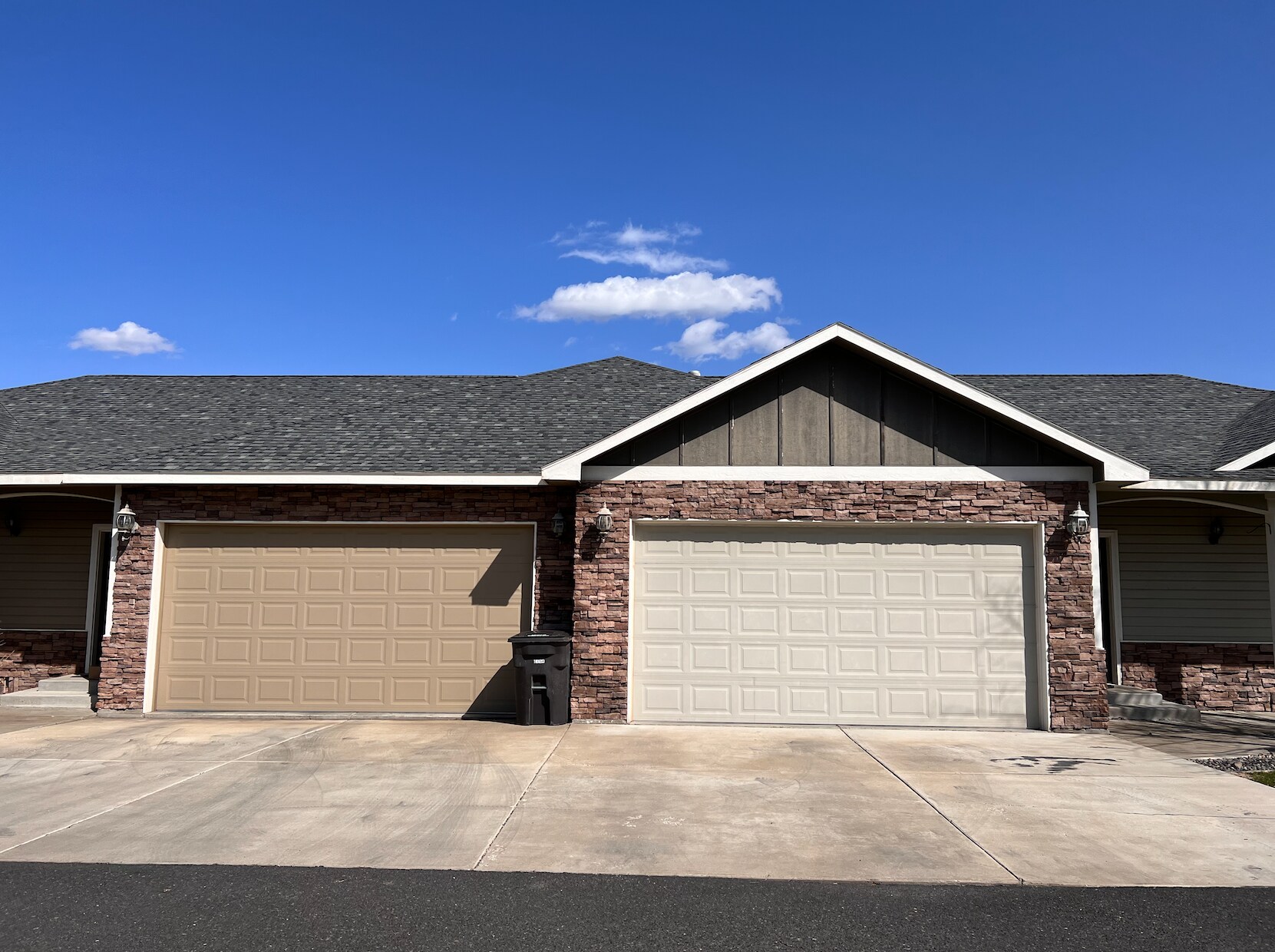 Shared Driveway - 8202 Westbrook Ave