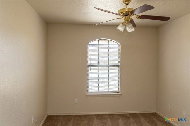 Building Photo - 5510 Shawn Dr