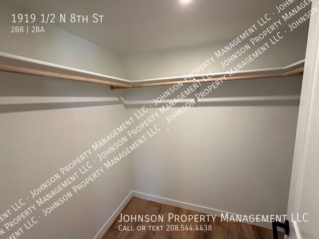 Building Photo - 1919 1/2 N 8th St-