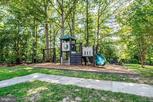 Building Photo - 7947 Hidden Bridge Dr