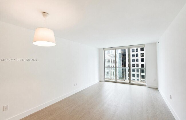 Building Photo - 500 Brickell Ave