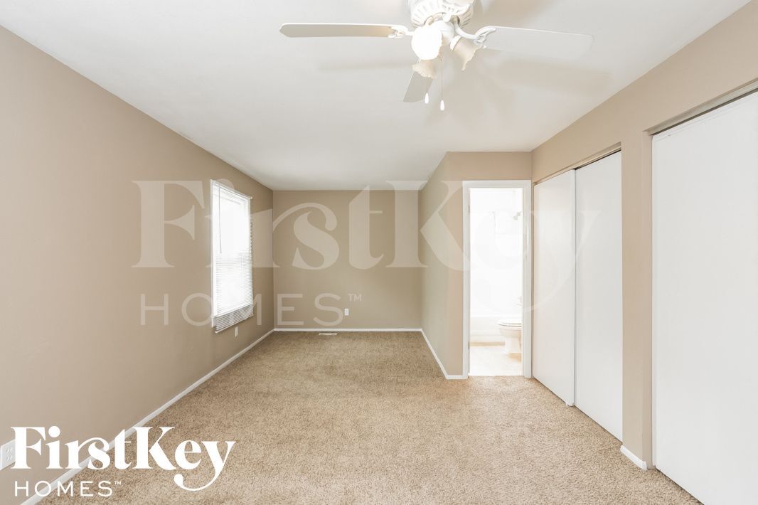 Building Photo - 1290 Washington St