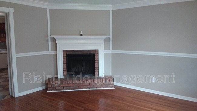 Building Photo - 422 Buckingham Cir