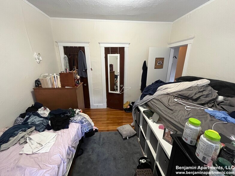 Building Photo - 1800 Commonwealth Ave