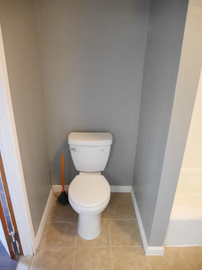 Building Photo - 1154SUA