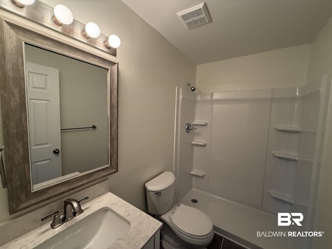 Building Photo - 14287 Lexington Dr