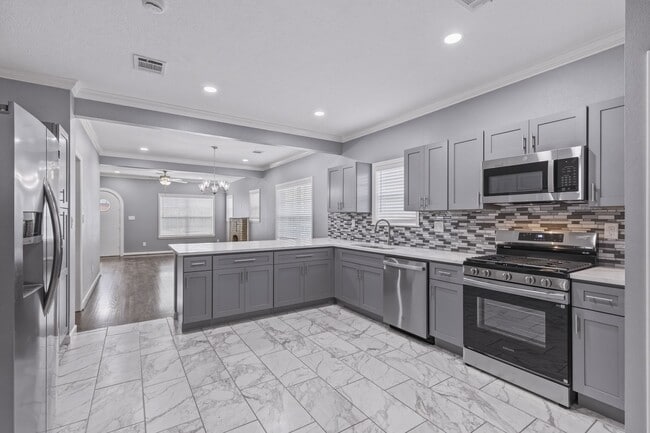 Building Photo - 2809 Wentworth St